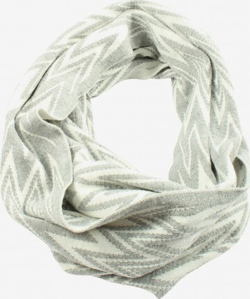 Calvin Klein Scarf & Wrap in One size in White: front
