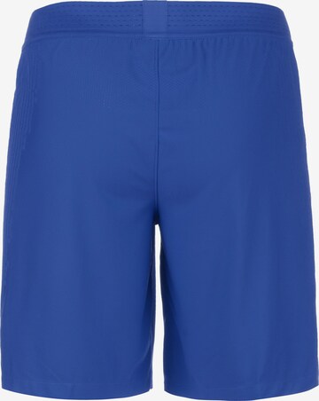 NIKE Regular Sportshorts in Blau