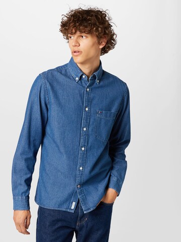 TOMMY HILFIGER Regular fit Button Up Shirt in Blue: front