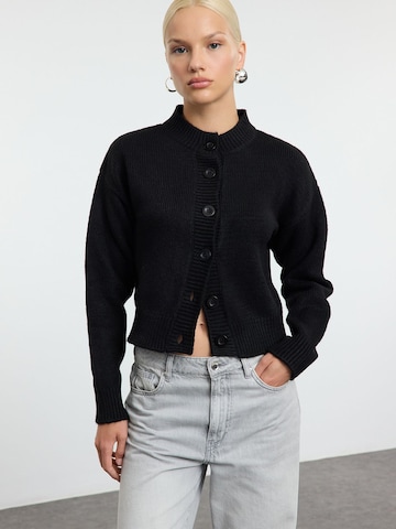 Cardigan Trendyol en gris : devant