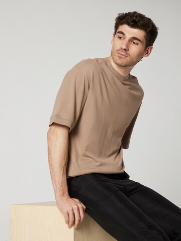 ABOUT YOU x Kevin Trapp T-Shirt 'Chris' in Beige: predná strana