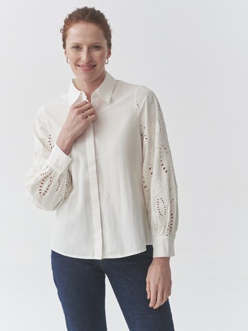 TATUUM Blouse 'Clementine' in White: front