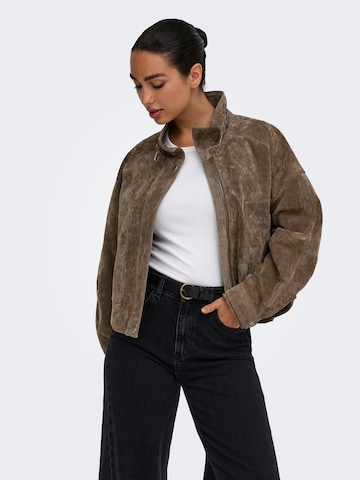 ONLY - Chaqueta de entretiempo 'ONLIsla' en marrón