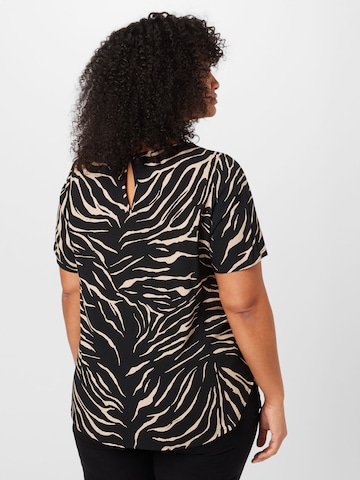 ONLY Carmakoma - Blusa em preto