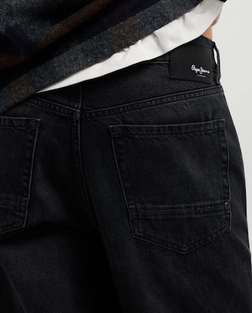 Pepe Jeans - Tapered Vaquero en negro