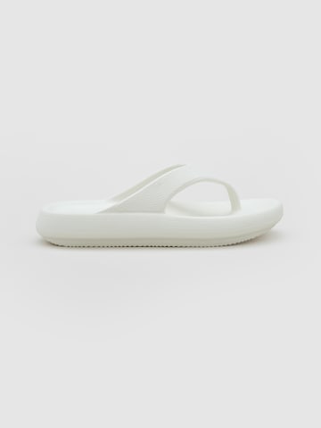 EDITED - Sandalias de dedo 'Rasheed' en blanco