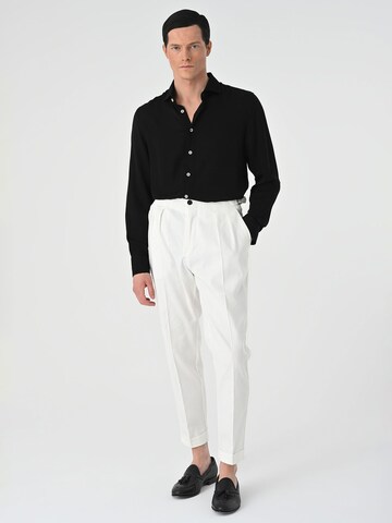Coupe regular Chemise Antioch en noir