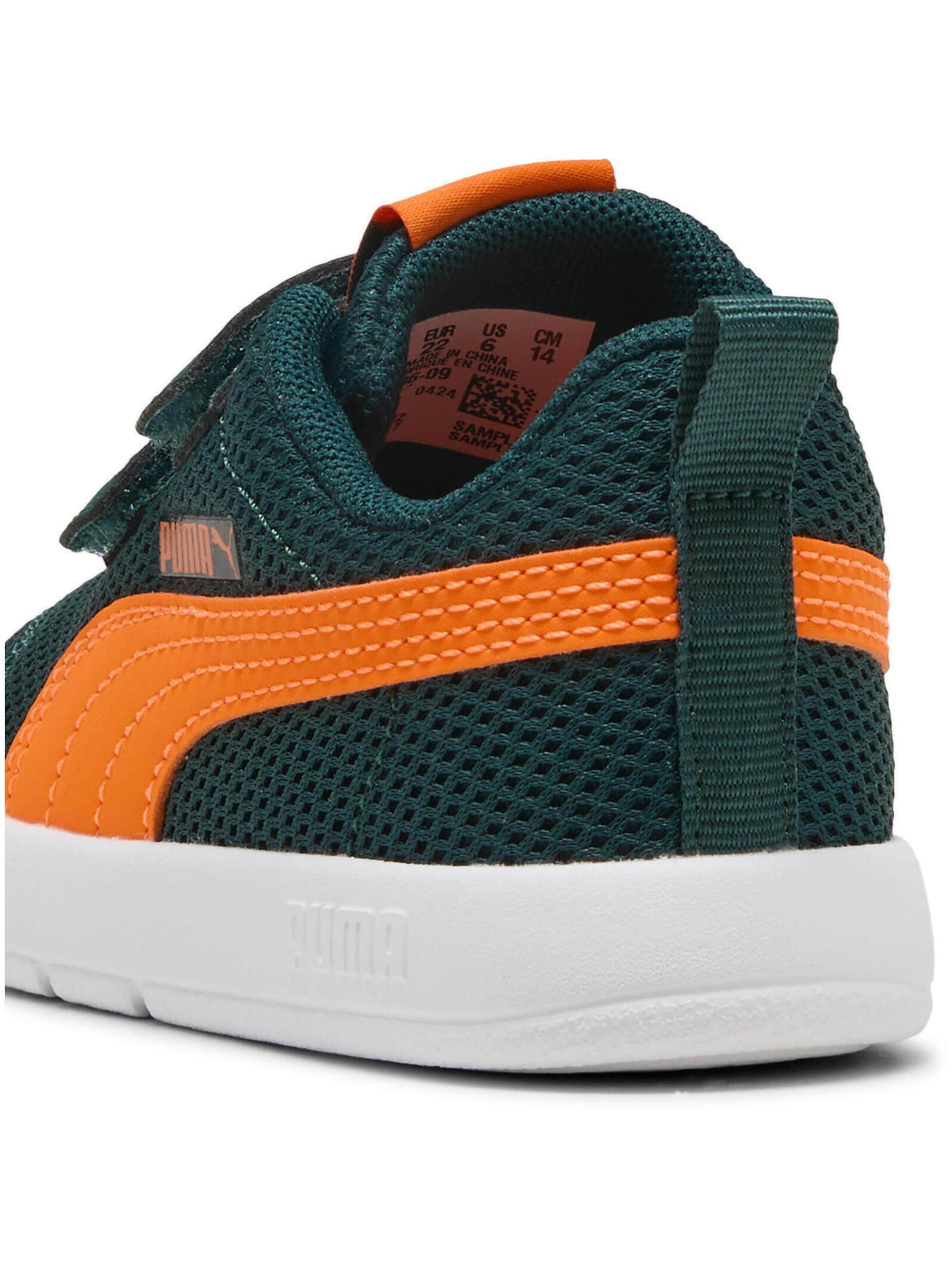 Scarpa sportiva 'Puma Courtflex V3 Mesh Inf Clyde Royal-puma W' di PUMA in verde