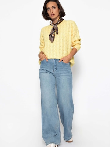 SASSYCLASSY Sweater in Yellow