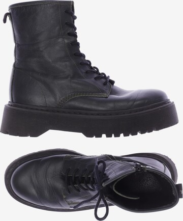 Zign hiking boots in 2025 black