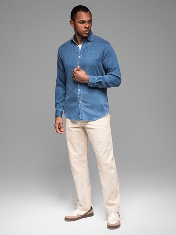 Ombre Slim Fit Hemd 'OM-SHDS-0180' in Blau
