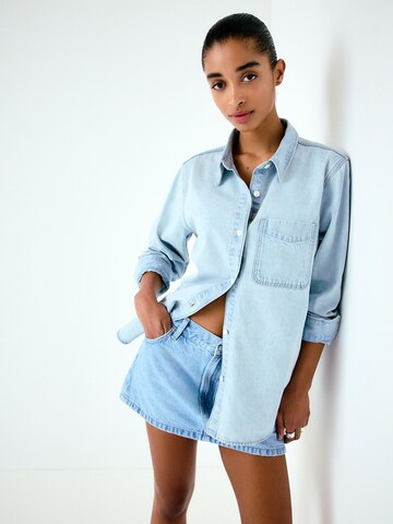 Next Bluse in Blau: Vorderseite