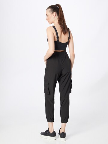 DKNY Performance Дънки Tapered Leg Спортен панталон в черно