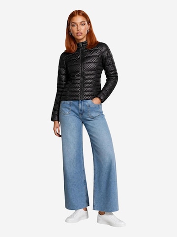 GUESS - Chaqueta de invierno 'W6YL16 W2891' en negro