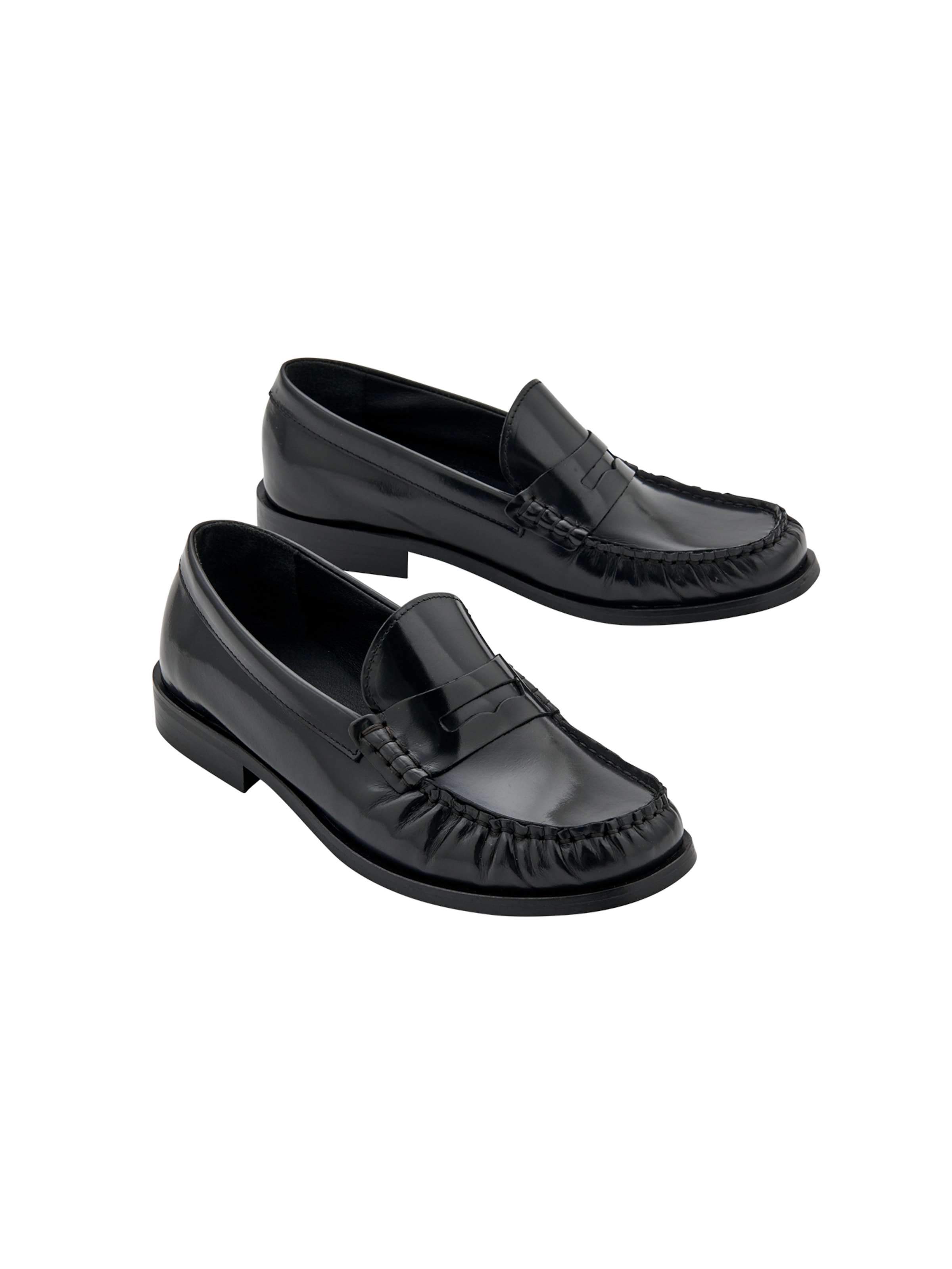 Chaussure basse 'Clara' EDITED en noir