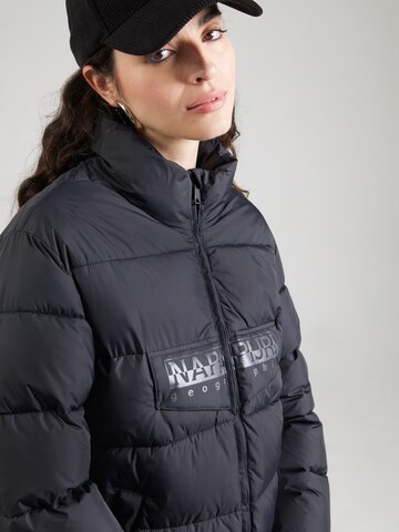 NAPAPIJRI Talvitakki värissä musta