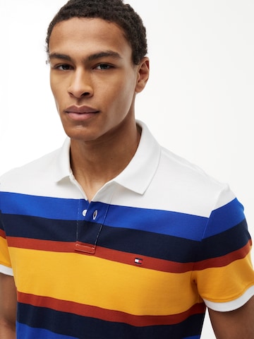TOMMY HILFIGER Poloshirt in Blau