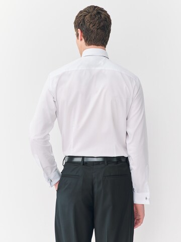 Next Regular Fit Set: Hemd und Krawatte in Grün