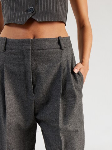 HUGO Regular Pleat-Front Pants in Grey