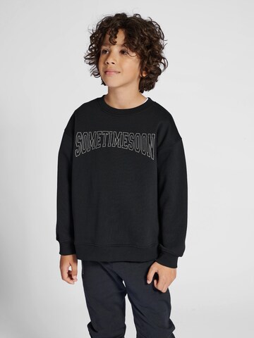 SOMETIME SOON Sweatshirt 'Winters' i sort: forside