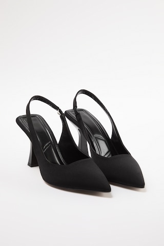 Escarpins à bride arrière Trendyol en noir