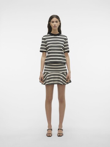 VERO MODA Sweater in Black