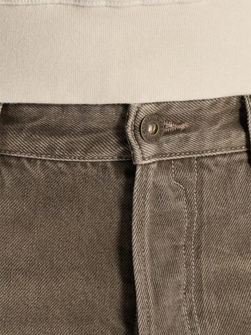 CAST IRON Loosefit Farkut 'Steeper relaxed fit jeans' värissä harmaa