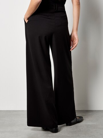 Apricot Wide leg Pants ' ' in Black