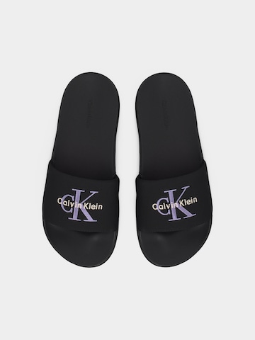 Calvin Klein Papucs 'ESS' - fekete