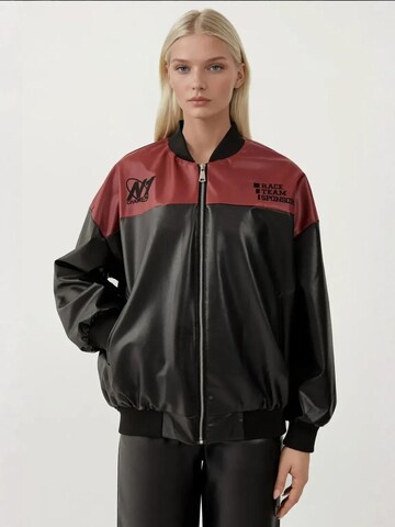 Bigdart Between-Season Jacket in Black