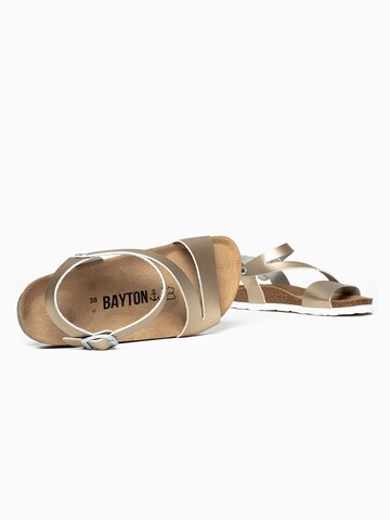 Bayton Sandaler med rem 'Jaeva' i guld