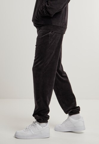 Effilé Pantalon Urban Classics en noir