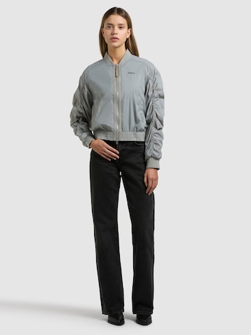 khujo Tussenjas 'Tuvay' in Groen