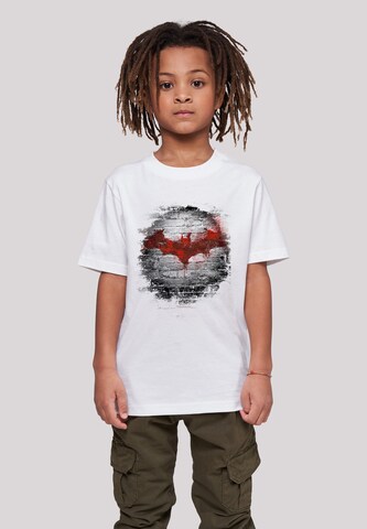 F4NT4STIC Shirt 'Batman Logo Wall' in Wit: voorkant