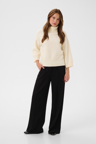 SAINT TROPEZ - Loosefit Pantalón plisado 'Umila' en negro