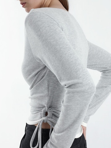 Hiccup Bluse‌‌‌ in Grau