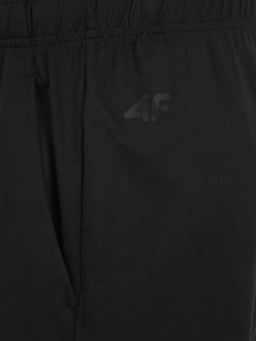 Regular Pantalon de sport 4F en noir