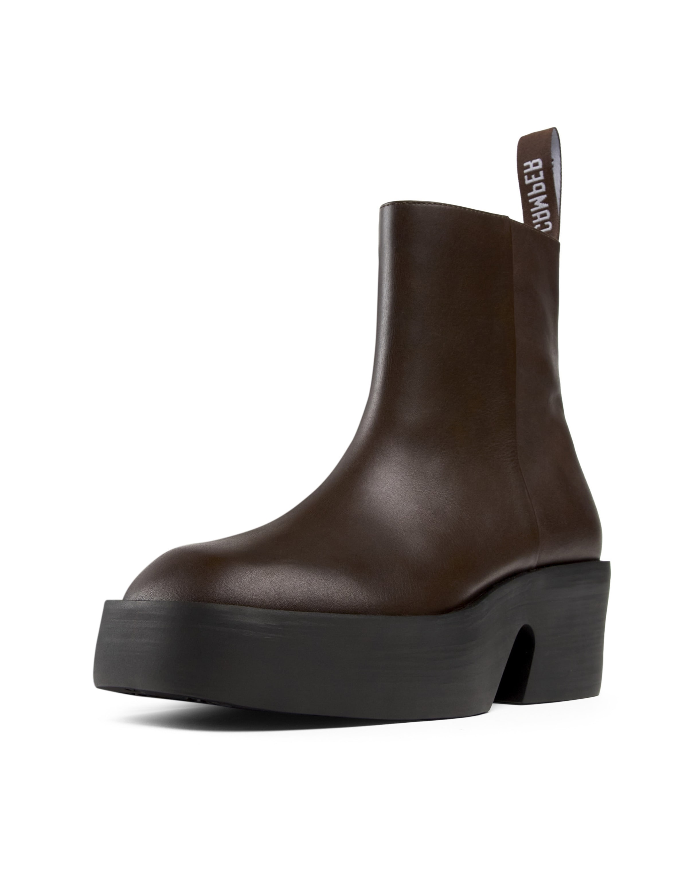 Bottines 'Billie' CAMPER en marron : devant