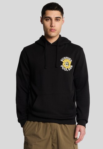 Lyle & Scott Sweatshirt 'Sunnies Pool Bar' in Black: front