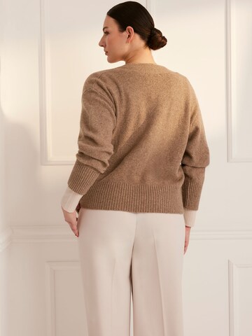 Guido Maria Kretschmer Curvy Trui 'Pina' in Beige