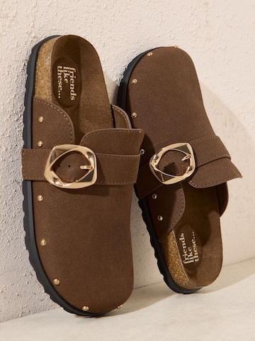 brūns Friends Like These Ādas čības