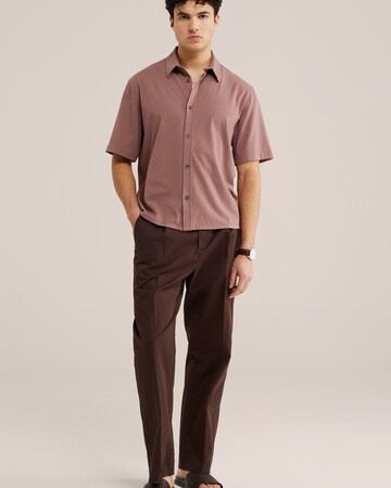 WE Fashion Regular fit Business shirt in Brown