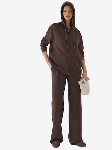 Hiccup Sweatjacke in Braun