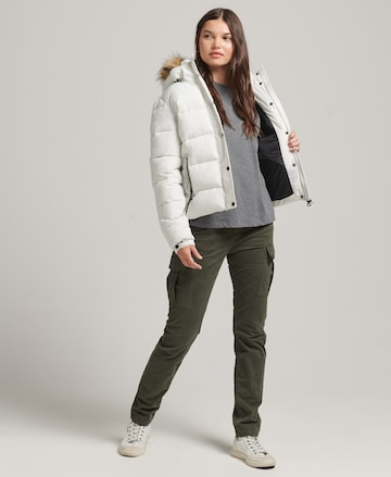 Veste d’hiver Superdry en blanc