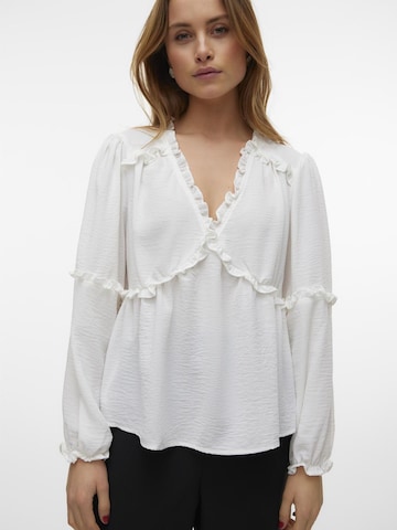 Camicia da donna 'BIZZY' di VERO MODA in bianco