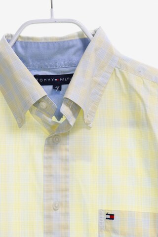 TOMMY HILFIGER Button Up Shirt in M in Yellow
