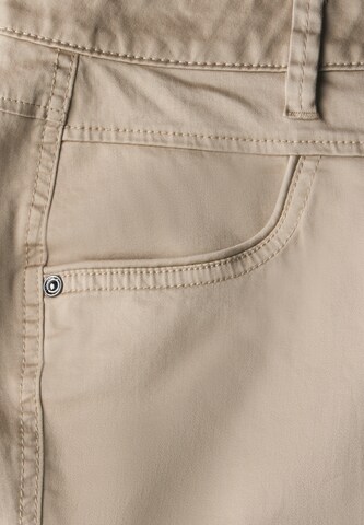 STREET ONE Regular Hose in Beige