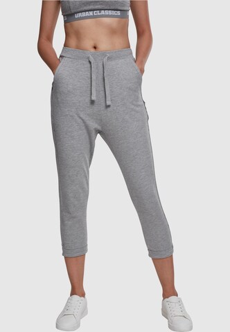 Effilé Pantalon Urban Classics en gris