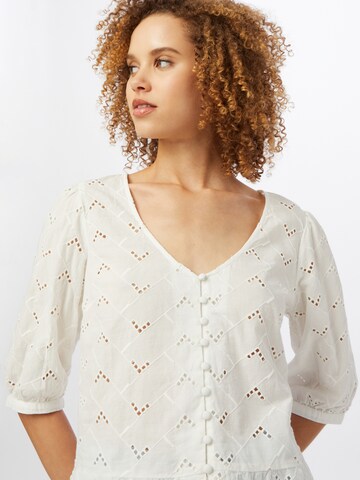 VILA - Blusa 'Silje' em branco