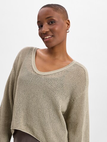 DRYKORN Sweater 'Somaija' in Beige